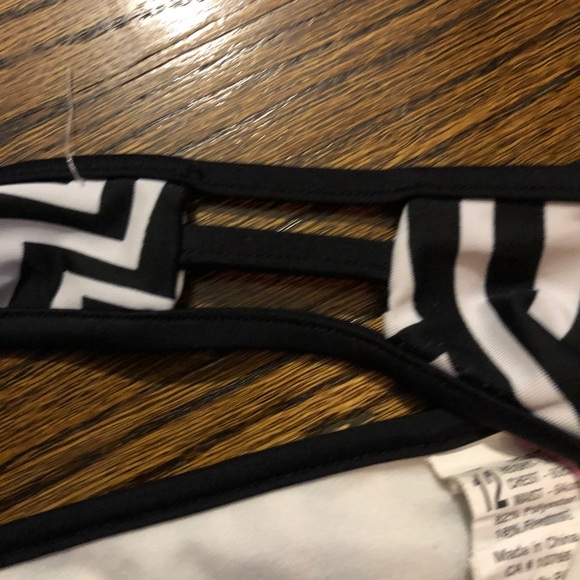 Bundle of 2 Seafolly 💦 bikinis 👙 size 12 - Picture 6 of 7